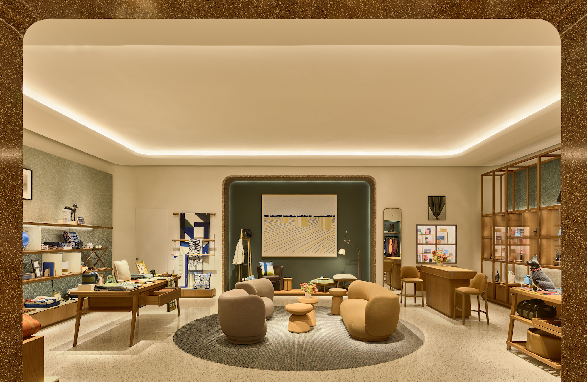 Hermès Phipps Plaza interior
