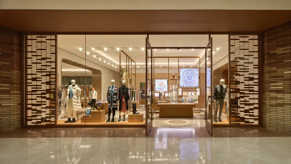 Hermès · Phipps Plaza · Storefront