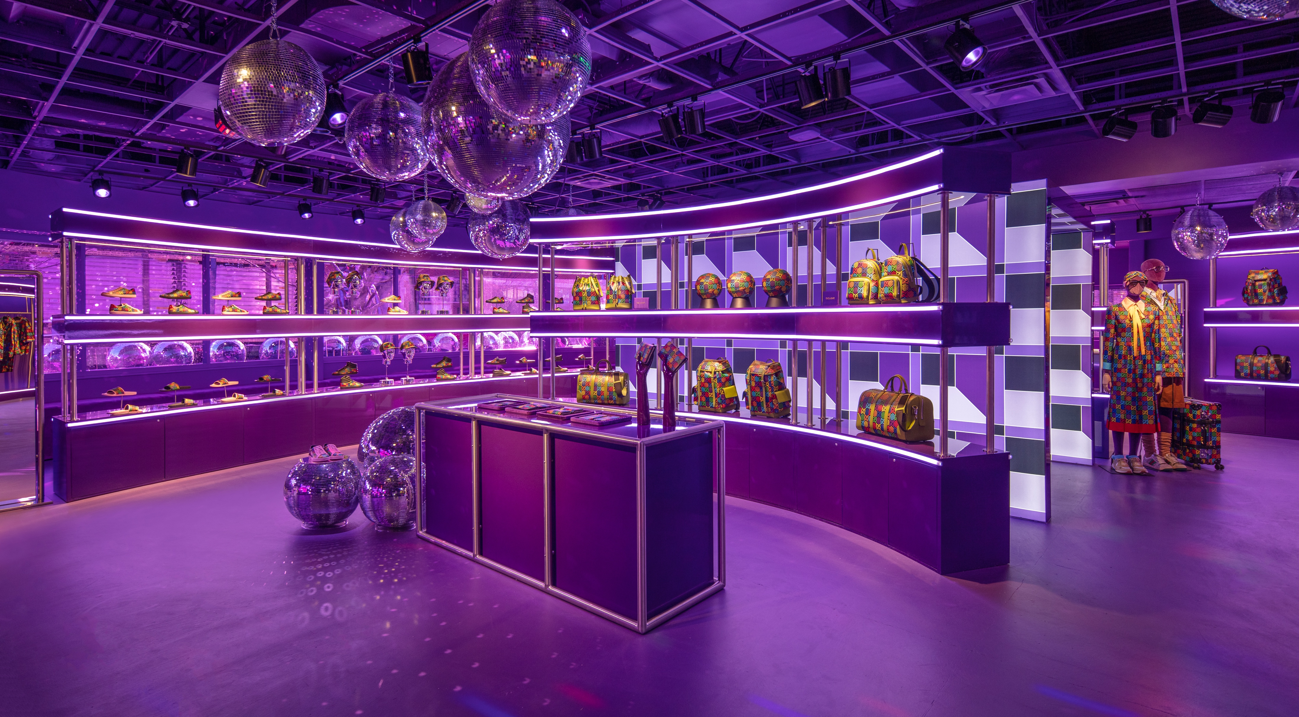 Gucci Chicago pop-up — full interior from the original website